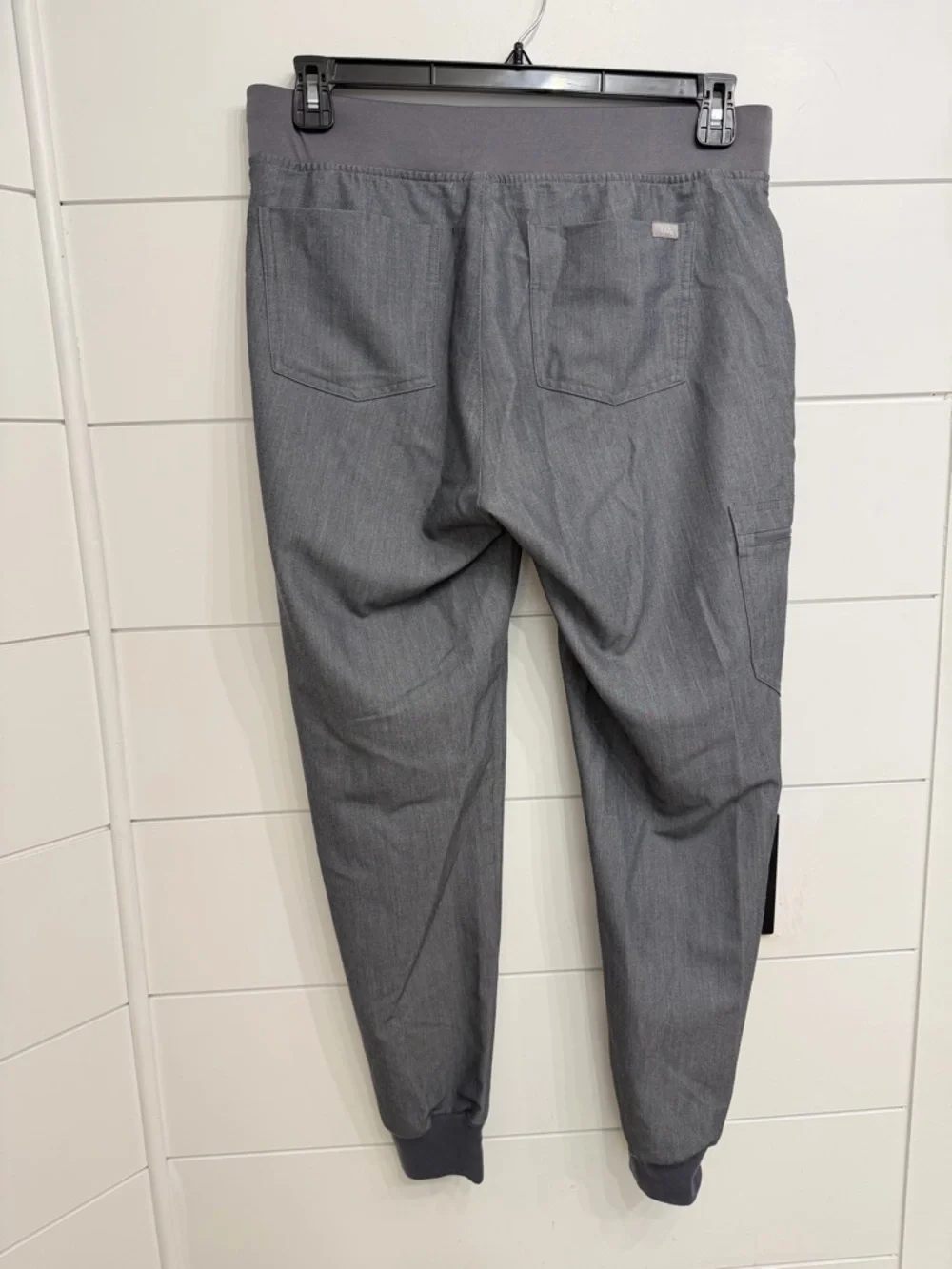 FIGS SET! Gray Catarina Scrub Top & Zamora Jogger Pants M 36508 - Picture 6 of 15
